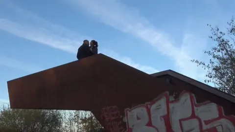 PUBLIC BLOWJOB - von perversen Spanner heimlich gefilmt