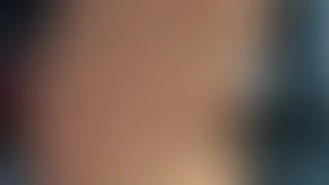 Hast du einen Nylonfetisch? Schwarz oder beige? 💦