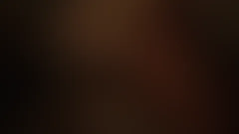 Warmes Licht. Ruhige Haut. Ein Moment nur fĂŒr uns đ€ âš Bleib ein bisschen.