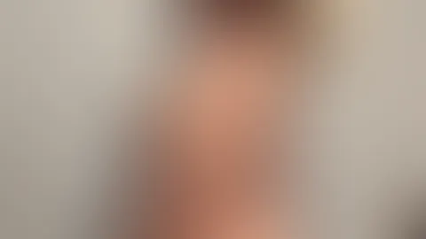 🖤 Netz, Nylon & Gedanken, die man besser nicht laut ausspricht… 😮💨✨ Vielleicht sehen die Bilder harmlos aus… aber glaub mir, der Rest ist deutlich gefährlicher 👀💌 Wer mehr sehen will, darf mir