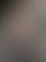 Ich mit den verschiedensten Haarfarben. Wirklich süße und goofy Bilder von meinem Face. ;) Also falls Du mir ordentlich ins Gesicht w*****n willst, dieser Ordner. ;)