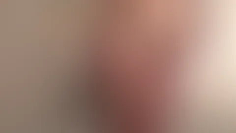 Ich war ganz allein in der heißen Wanne… und du hast mir so gefehlt 🥺 Also hab ich’s mir selbst besorgt – mit dem Duschkopf… zwischen meine Beinen , und den Strahl auf höchster Stufe 🙊 bis ich rich