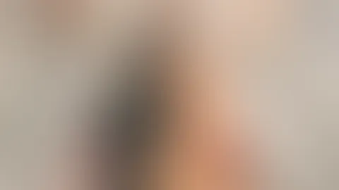 Brrr kalt ist es! Was hilft da? Na genau ein heisses Bad, ich bleib auch unter Garantie nicht artig, willst du mehr, schreib mir 😈