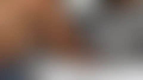 Ich mag Kommentare mit Humor. 😄 Denk dir einen originellen Spitznamen für mich aus – mal sehen, wer am kreativsten ist.