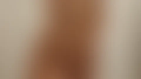 Stehst du auf kleine Titten?😘