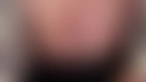 Geile Bluse, geilte Titten und geile P***y. Das bin ich. Nur für Feed Abo´s