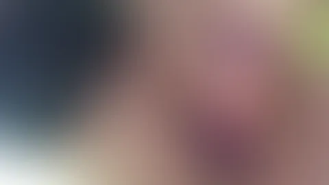 Userwunsch klappt nicht so ganz! Ich f**ke mich trotzdem zum Orgasmus! Ja der Wunsch war, dass ich von unten filmen soll, wie ich mir einen Dildo von unten in die F***e schiebe. Der Anfang war gut, j