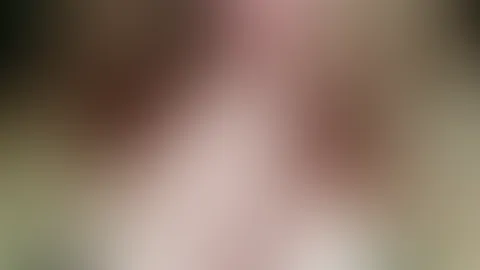 What would you love to see more of here in my feed? Tell me, I’m all ears 💌