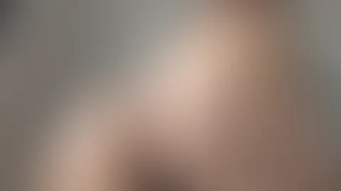 Slap or kiss? 😜