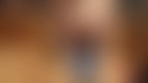 So habe ich 9 Männer bei einer privaten Party geil gemach. Wie hättest du reagiert? 😜