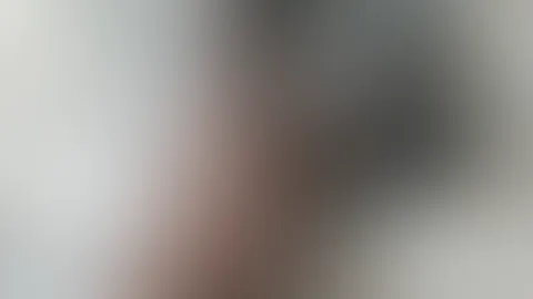 Bist du Devot und brauchst mal eine Strenge Hand, dann melde dich bei mir und ich zeige dir mal was ich so drauf habe als Domina