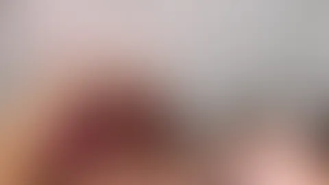 Offen für neue Kontakte und gute Vibes. Wenn du den ersten Schritt machst, verspreche ich dir ein spannendes Gespräch.