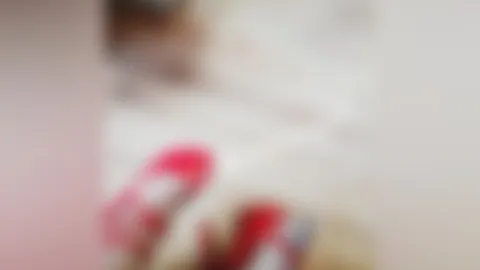 Heels Ausziehen, Füße in Strumphose