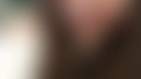 Guck mir tief in die Augen... Siehst du das Funkeln? ✨😏 Sag mir, woran du denkst...