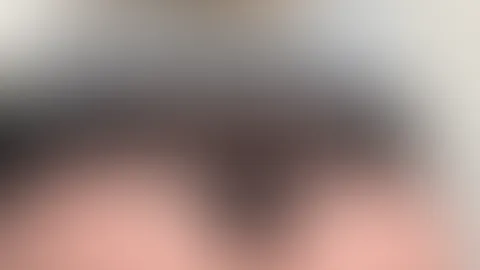 Guten Morgen 💋Trinkst du mit mir einen Kaffee oder beugst du mich gleich über die Küchenarbeitsplatte?! 💦🔥