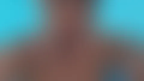 Splash und rein in den Pool 🏊🏼♀️ Schon ziemlich warm heute, da hilf halt nur der Pool, den einen oder anderen von euch würde ich doch glatt mal mit nehmen nun ist nur die Frage, wer will überhaupt