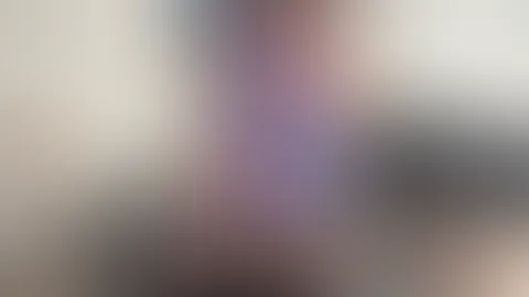 Neu & glänzend für euch! Das ist mein Outfit für die *Messe Exquisit* – schimmernd, knapp und genau richtig, um euch den Verstand zu rauben! Wer mich dort live sehen will, schreibt mir jetzt! Welches