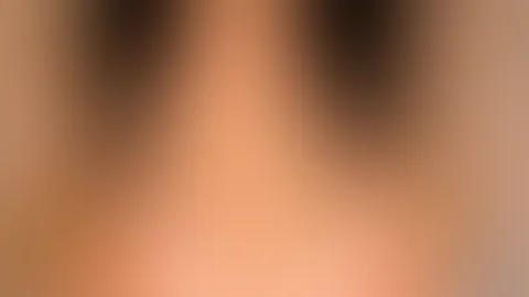 willst du meine Brüste mal anfassen ?