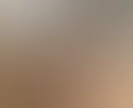 Wenn der Blick auf meinen geilen A***h nicht schon genug sagt... Wer kann da schon widerstehen? Soll ich die Backen fĂŒr dich wackeln lassen? đ