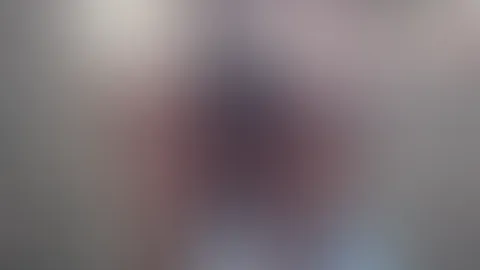 Dieser flauschige S*****z sieht so geil auf meinem Hintern aus… oder? 🍑 Miau? Wuff? Oder beides auf einmal 😏 Wer will mit meinem schwanzwedelnden Kätzchen spielen? 💋