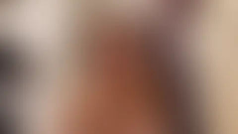 Ich p**se bei meinem Kumpel in die Dusche! Ich bin ja gerade bei meinem Kumpel im Urlaub... und da habe ich mir gedacht, ich P**se ihm einfach mal in die Dusche und nehme das ganze für dich auf... he