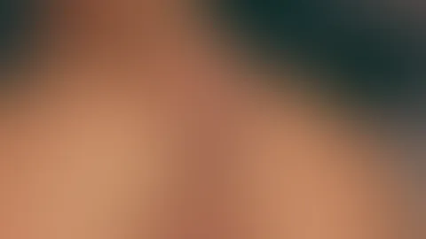 Du willst sehen wie ich mir mein Analplug in mein enges Arschloch schiebe?