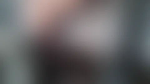 Zerreiße die Strumpfhose und nimm mich Doggy 🍆💦. Die Vorstellung ist doch geil oder ❓😉😍