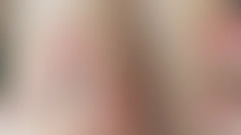 😼
