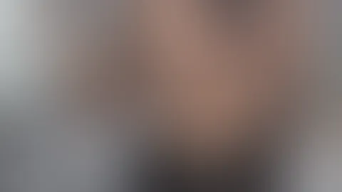 heut abend gibt es wieder was ziemlich heisses für dich....ich und der massagestab...wenn du nichts verpassen dann solltest du mich noch schnell abbonieren