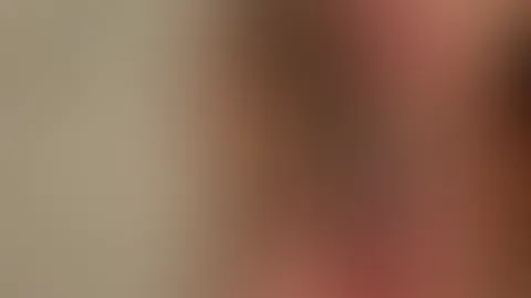Ich stecke mir in meinem Wohnzimmer mit offenen Blick Fenster, ein Lippenstift in die F***e einen Stift und 2 Schmink Pinsel in die F***e und in mein Arschloch uff war das geil!❤️💋🍑📌🖌️