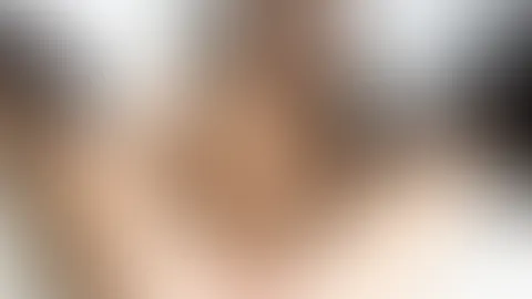 Gibt nichts schöneres wenn mein enger TeenArsch gedehnt wird und ich nen fettes Rohr im Po hab🤪🥰