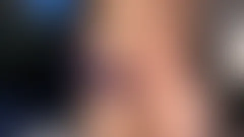 Sag nicht, dass du auch mehr auf die Lichterkette im Hintergrund achtest? đ Also ich liebe ja Lichterketten!! Speziell jetzt im Herbst!! đ