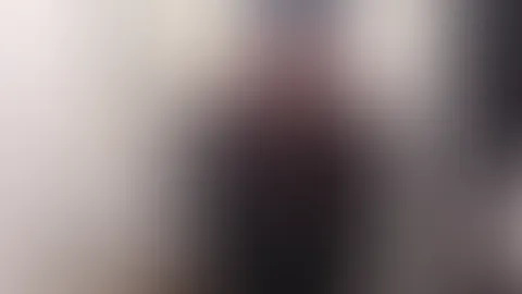 Über Weihnachten war nicht viel Zeit für geile Schweinereien. Dafür zeige ich dir warum wir Damen manchmal so lange auf Toilette sind.