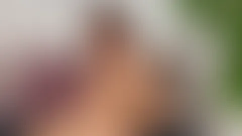 😈