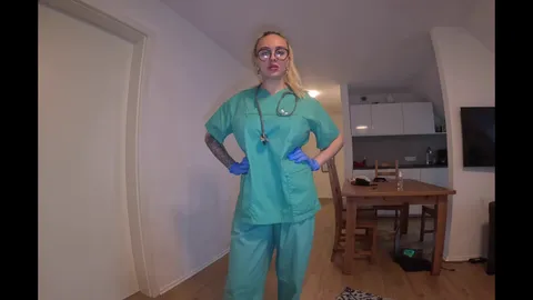 Doktorin BeverlyAthalia kümmert sich um Dich!