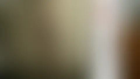 Mache es mir im Urlaub selbst unter der Dusche bis ich geil komme 😜 💦 💦