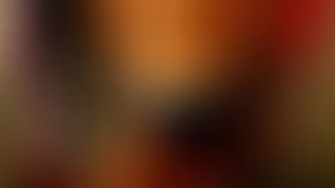 Warmes Wetter = feuchtes Höschen… Nach dem Einkauf hab ich gemerkt, wie sehr mich die Sonne und die vielen Blicke aufgeheizt haben. Willst du mal schnuppern, wie Frühling bei mir duftet? 😈