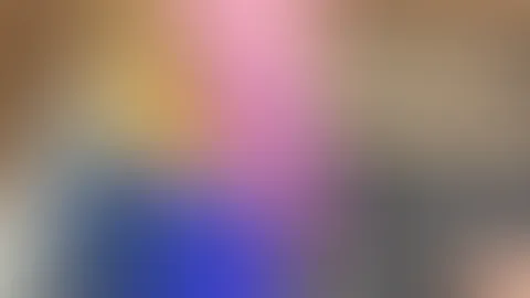 Auf meinen Jeans-A***h 💦💦 oder lieber rein 🍆🤭?