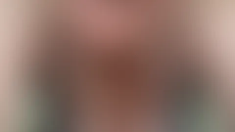 Alles in Umbruchstimmung bei mir 💋 Kann sein ich bin mal paar Tage weg und dann wieder da - leider kann ich es nicht 100% planen 🌹 seht es mir nach 💯   Im Chat könnt ihr dennoch buchen 😁 abonniert