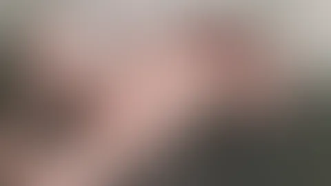 Komm her und f**k meine F***e