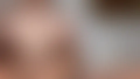 Ich reite diesen riesigen Dildo wie eine verdammte S******e