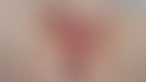 Mit Nippelklemmen, Analplug und Toy đŠ