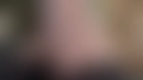 Neue Nylons… und sie sitzen perfekt 😈 Wer würde da schon nein sagen?