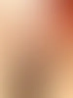 Hab ein schönen Tag đ€ SpĂ€ter poste ich dir noch ein wenig was zu dem tollen Outfit đ Ich liebe den Body durch den tiefen Ausschnitt sehr đ und die glĂ€nzende Hose setzt noch mal was drauf đ€