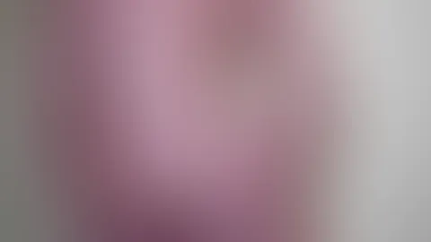 Omg ich liebe dieses Nacktbild! Schön auch mit Handschellen 😈🍆💦