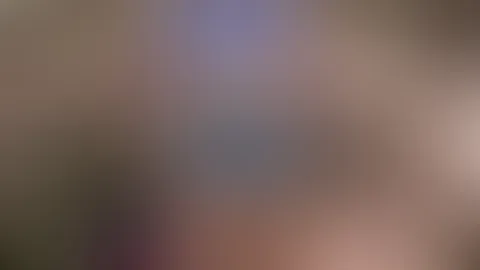 Ich f**ke mich in der Natur mit einem 45 cm langen Dildo.