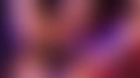 Wie gefalle ich dir mit S****a auf der M****i? 💦💦💦