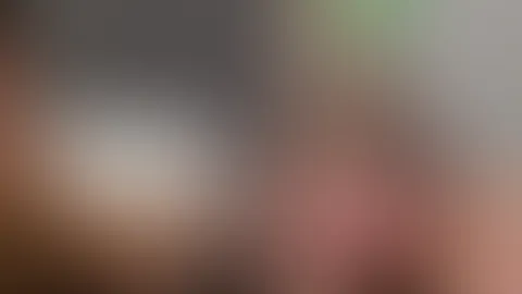 Meine Behaarte M****i zu lecken ist ein Kunst;) Würde du auch mal probieren?