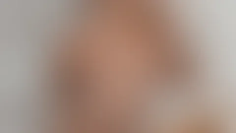 WĂŒrdest du auch mal gerne mit mir in die Badewanne kommen?đ