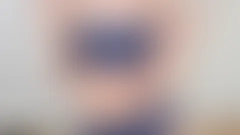 Ich glaube ohne Kleid gefalle ich dir etwas besser oder? 🤭😉 oder hab ich noch zu viel an?